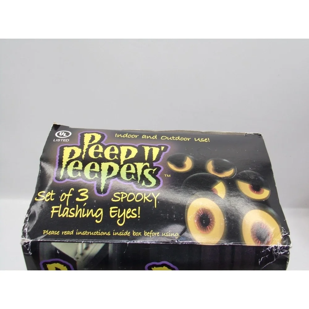 Halloween Flashing Eyes Eyeball Lights Peep n' Peepers Spooky Lighted